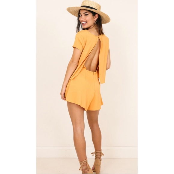 Showpo. Sunny Dayz Playsuit Romper Size 6 - Picture 1 of 10